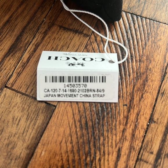 NWT Coach Watch Perry LOVE in multicolor bubble letters Rtl 125 - Picture 5 of 10